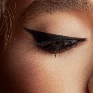 2-Fenty Beauty Black Graphic Eyeliners